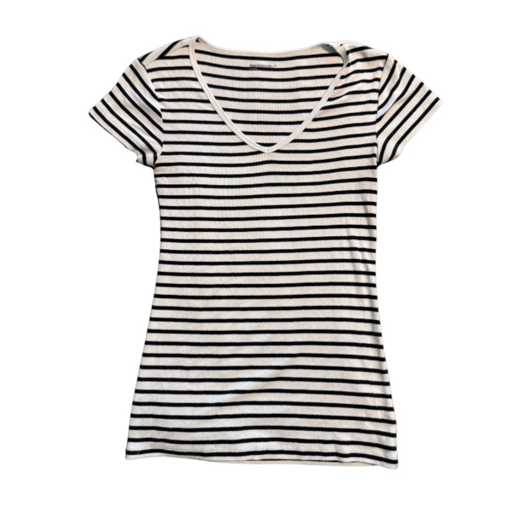 GAP Black and White Fitted Short Sleeve Maternity Tee